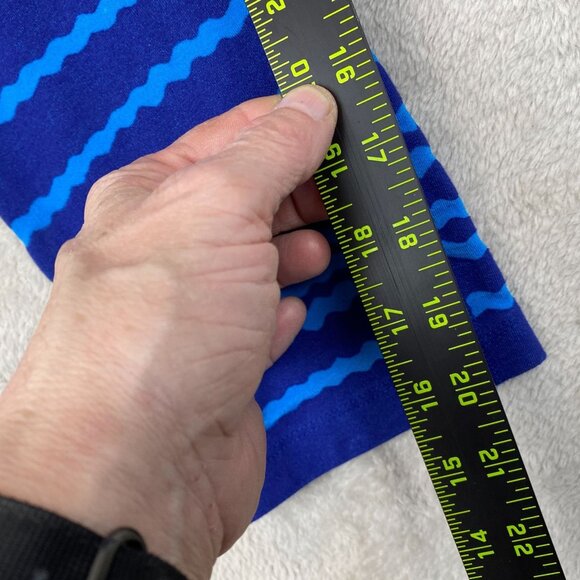 Nike Womens Capri Leggings Small Blue Zigzag Dri-Fit Actiivewear Stretch Pull On - Picture 5 of 12